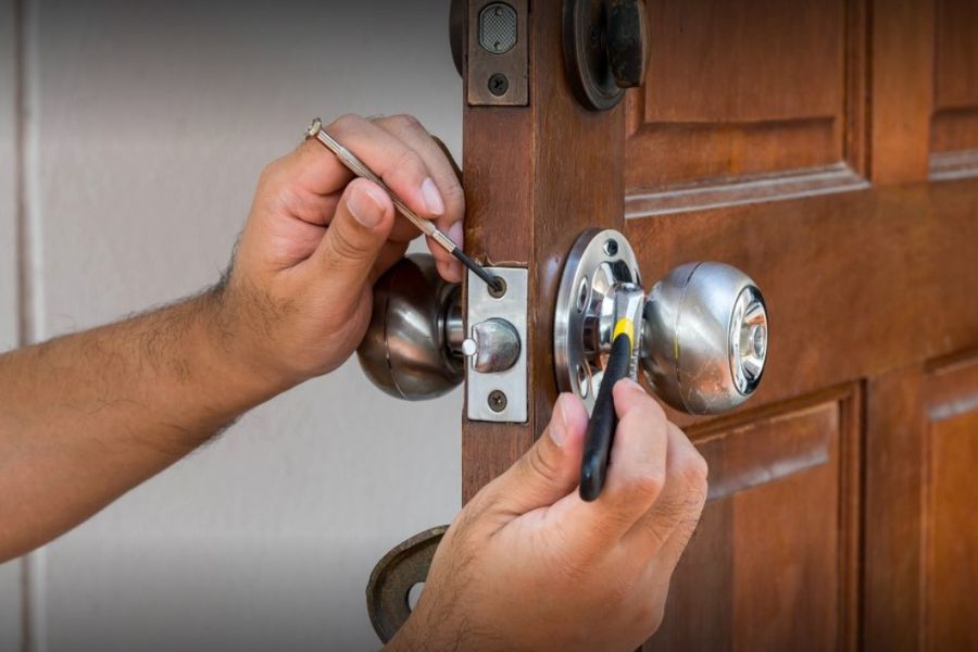 Key to Security: Oak Park Locksmith Solutions